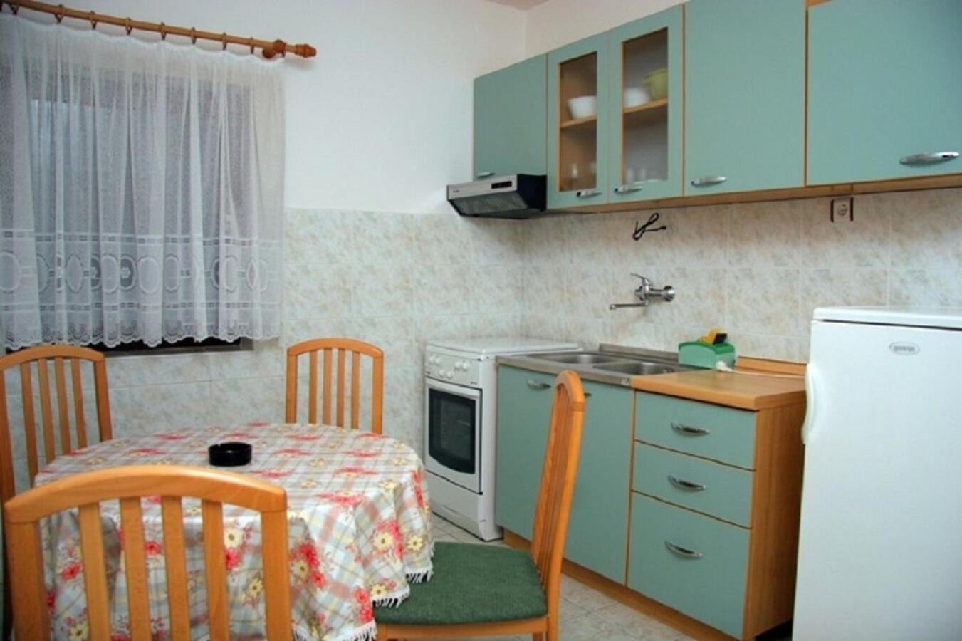 Apartments Demar Splitska Εξωτερικό φωτογραφία